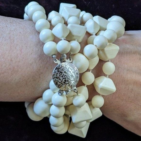 Perfect Summer Beads Exc Vintage Plastic 3-Strand Necklace Bracelet JUST FOR FUN - Picture 10 of 16